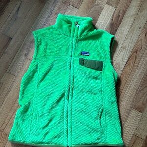 Patagonia women’s fleece vest in size L